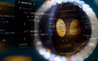 伊川 ,php声明和调用变量的符号是什么？